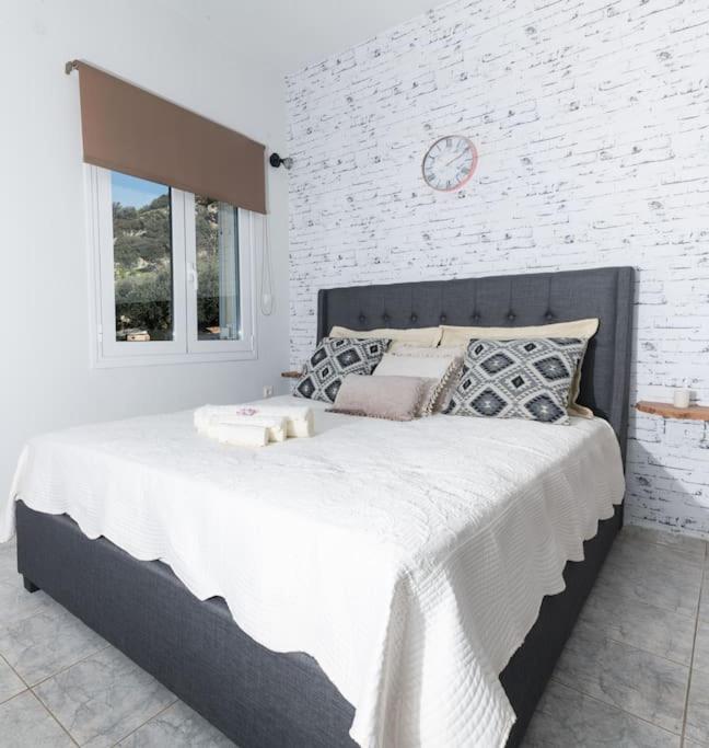 “Shiny” Sea View Apartment At Istron Ágios Nikolaos Exterior foto
